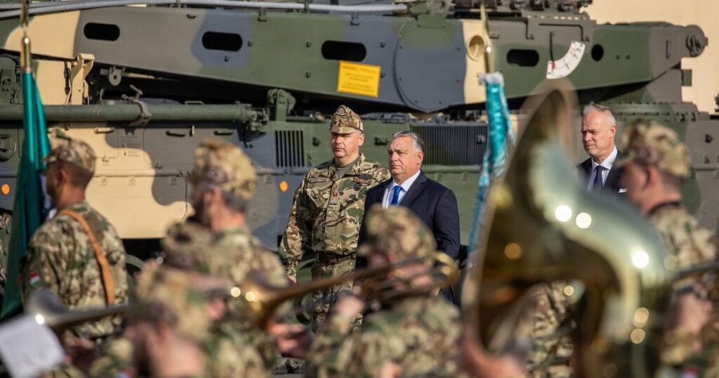 ハンガリー国家は戦争の準備をしていますが、私たちがどうすればいいのかを伝えることを拒否します