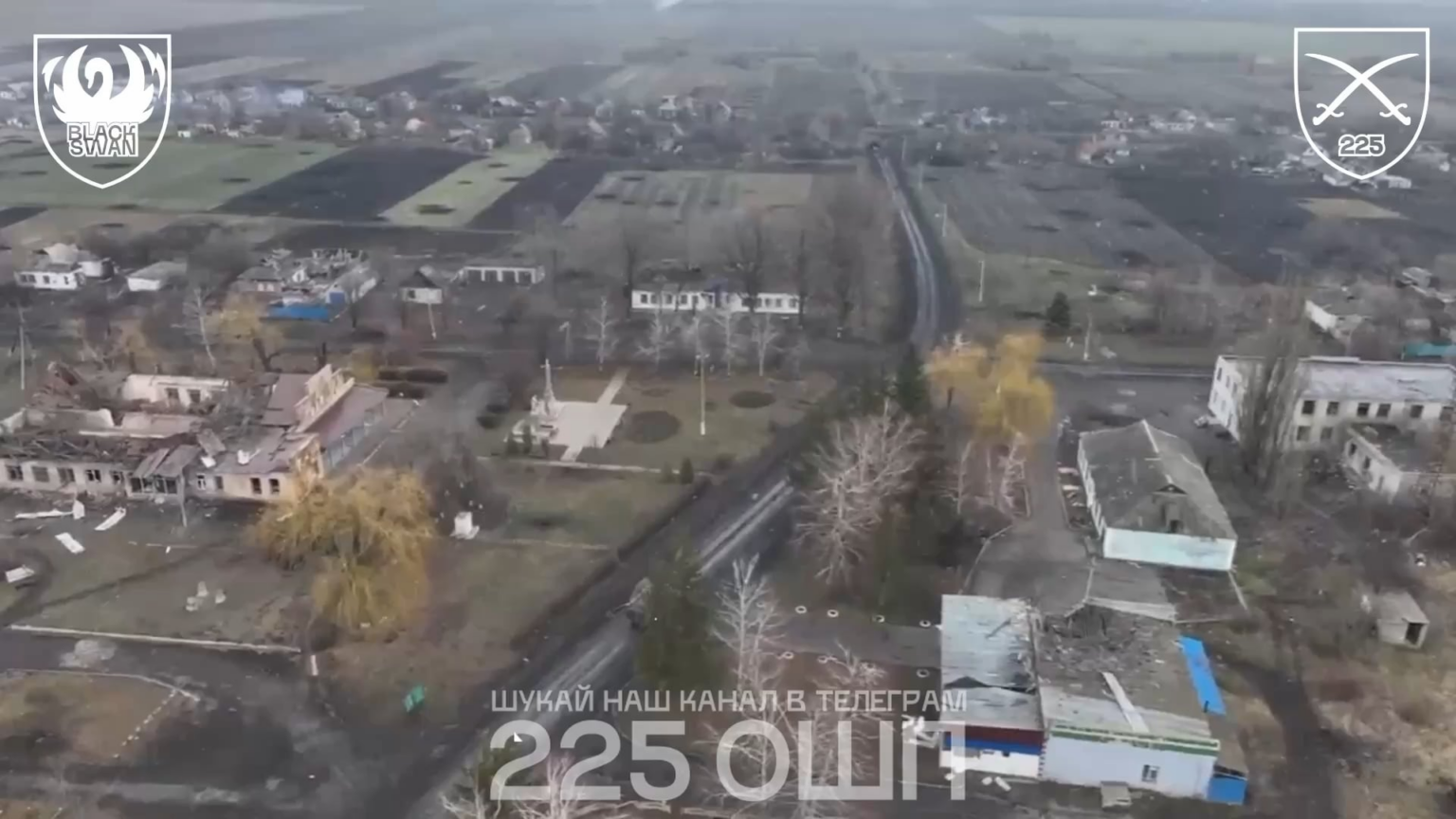 ウクライナのブラッドリーは、数値的に優れたロシア軍に遭遇した後、歩兵を避難させることに成功しました ["Black Swan" Drone Group, 225th Assault Regiment, February 2025]