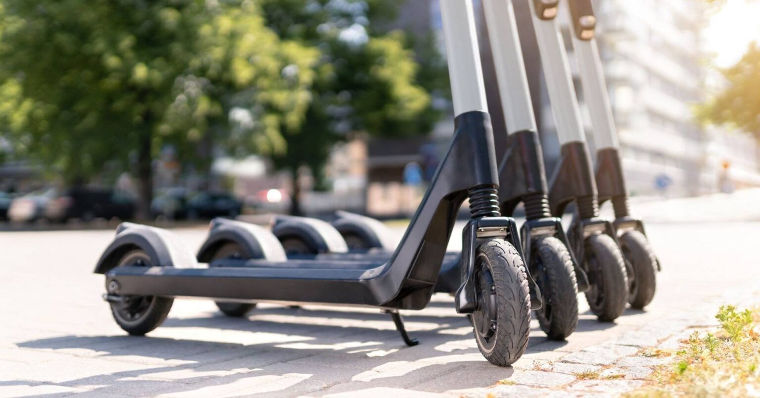 電気トロティント？もはや観光客ではないこのファッションのために、「道路コードを再考するのが緊急」です