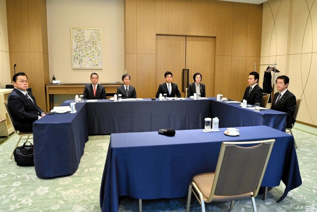 還流再開、４幹部異論なし 証言に食い違い―旧安倍派担当者に聴取・衆院予算委 ― 再開要望した「ある幹部」は「今は現職ではない」