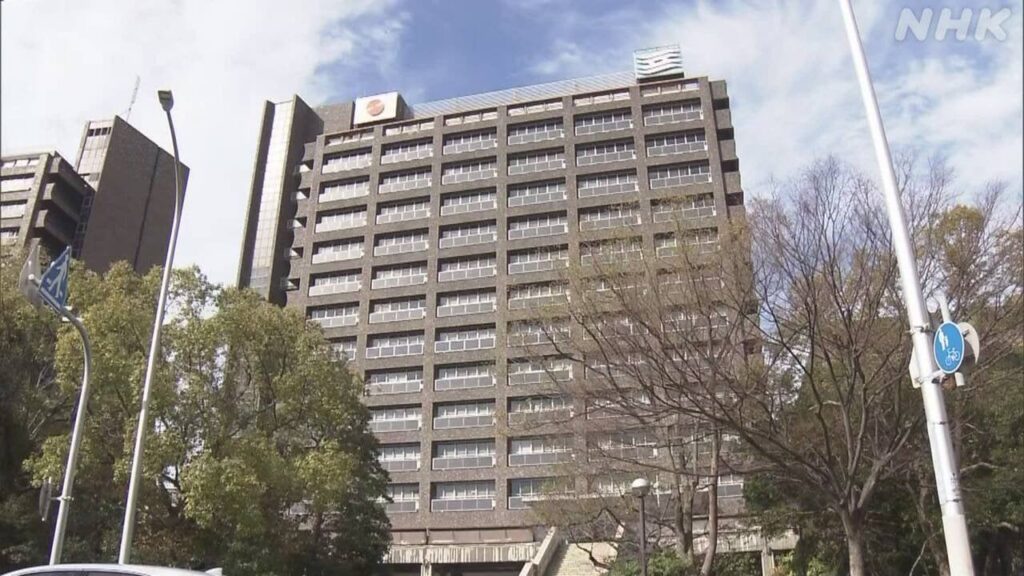百条委員会の中のネズミが排除され、やっとまともな判断ができるようになる。