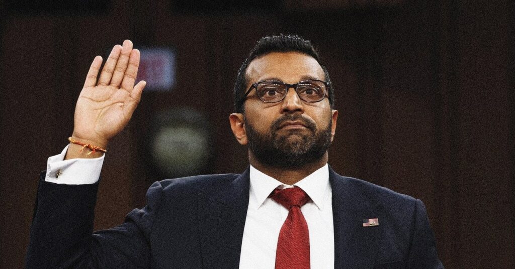Kash Patelは、彼がQanonを宣伝しなかったと言います。これが彼がやったすべての時間です