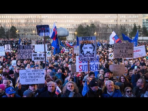 ブラチスラバでの抗議：スロバキアはヨーロッパです！