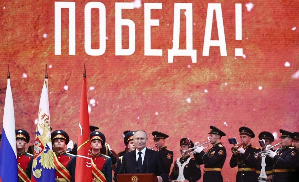 2月24日に「NATOに対するロシアの勝利」を発表するクレムリン
