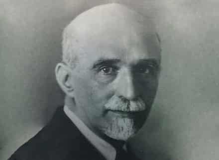 Zacharias Papantoniouラリッサペーパー