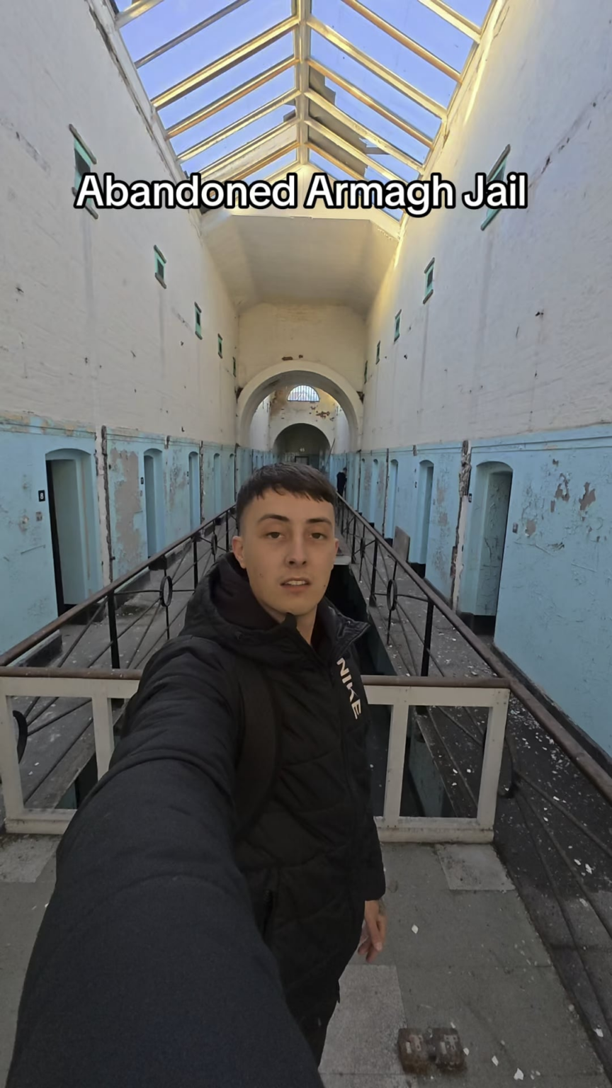 刑務所