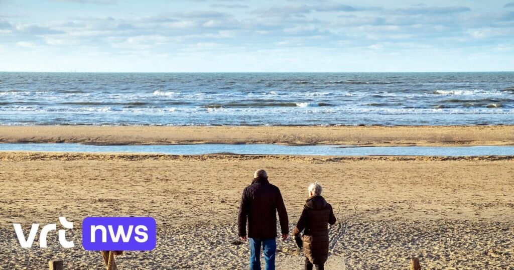 海岸の人口は灰色になりつつあります：15年前に80人以上の38％以上が多く