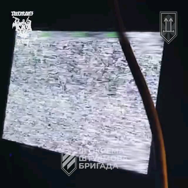 残忍な映像（NSFW）：第3回ABRの第2 ABRの第2攻撃大隊のウクライナの「トーテルタンツグループ」は、東カルキフの方向にあるロシアの歩兵と装備を標的としています。 2025年2月 [graphic content]