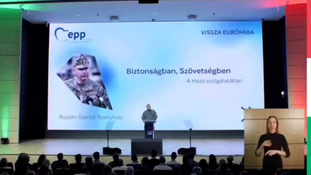 ティサ党でのティサ党のスピーチからのルテニア・ロムルスの元参謀長からの詳細