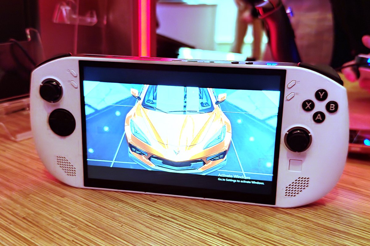 Legion Goよりディスプレイ性能は落ちる