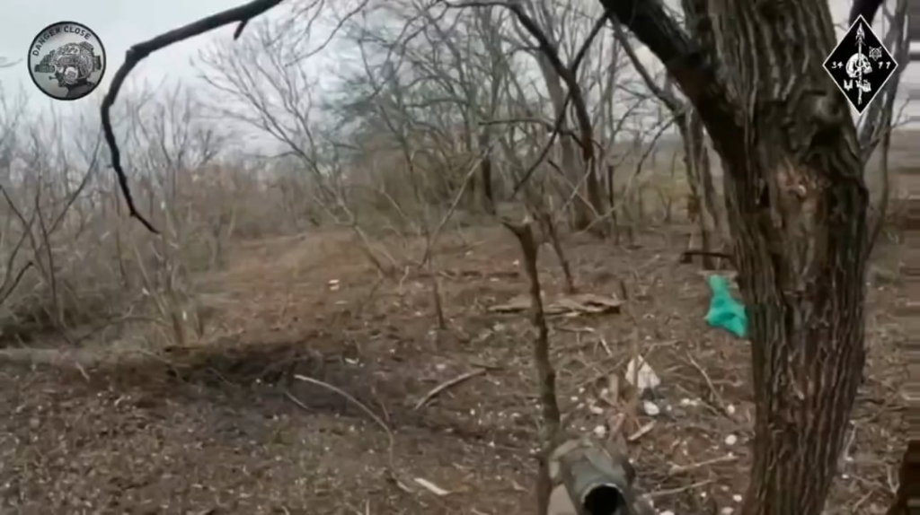 NSFW：ウクライナのSOFユニット「Danger Close」はロシアの立場を襲撃し、敵の兵士を捕らえました。 [Published 17.02.2025]