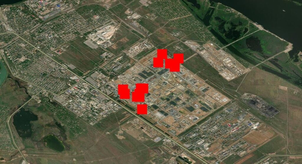 NASA企業の火災監視データによると、ウクライナの夜間のUAV攻撃の後、Volgograd Oil Refineryに11の火災とAstrakhanガス加工工場で1回の火災があります。一般スタッフはストライキを確認しました。 2025年2月