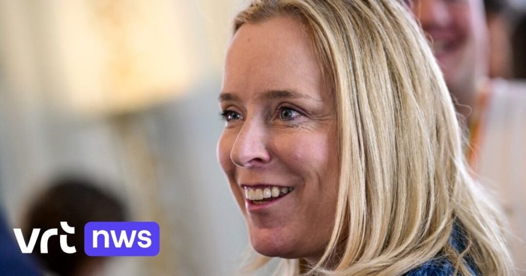 オープンVLD議長のEva de Bleekerは、Elon Muskの電子メールに関するツイートを削除します：「Just Common Sense」