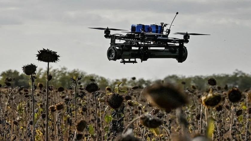 ウクライナはドローンの供給を軍隊に月額200,000に増やします