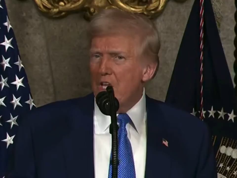 トランプは、ロシアがウクライナに侵入したことをウクライナを非難していますか？それは、家にいるために家の侵入の犠牲者を非難するようなものです。それは、米国が設立されたまさにその原則を無視する一種の論理であり、専制政治と自己決定のために戦うことを抵抗させます。