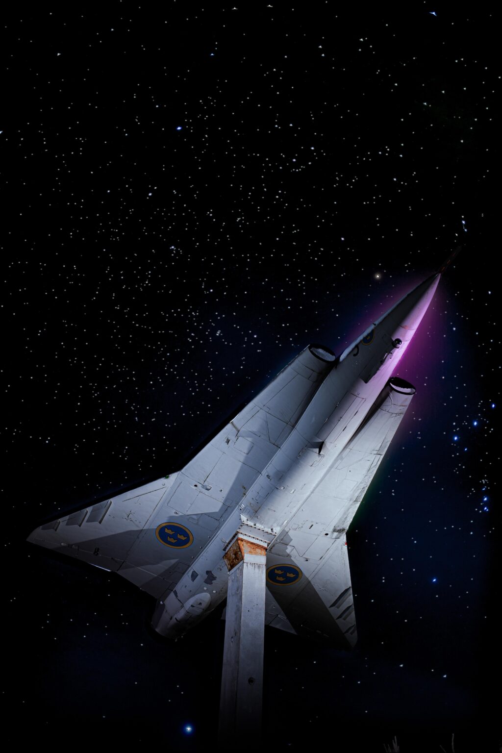 J35オスゴタス平原の澄んだ星空の下にあるドラゴン。私の意見では、より細かい戦闘機の1つ。