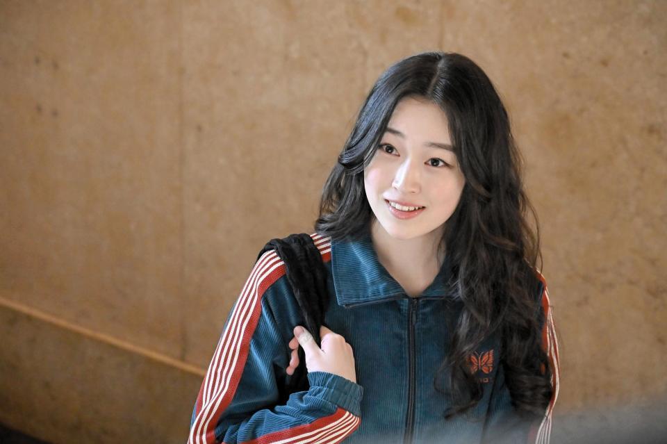 めちゃくちゃ可愛い「クジャクのダンス」心麦の親友役 １９歳美人女優に騒然「Ｋ－ＰＯＰかと」「飛躍しそうなオーラ」 劇中は怪しく「名字は？」林川歌説も - デイリースポーツ