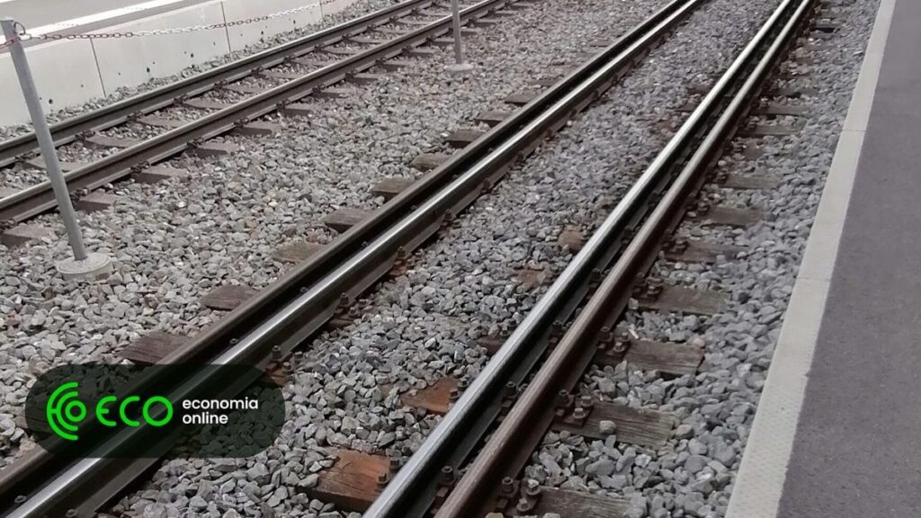 IPは1億5,000万のコンテストを開始し、コントゥミルエルメジンデ鉄道を4つの方法に拡張します