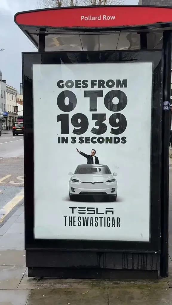 ロンドンへの新しいテスラ広告