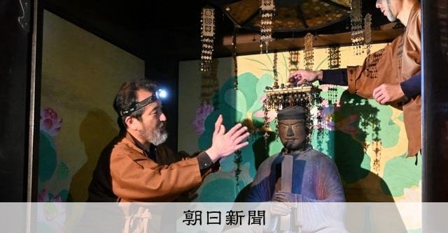 法隆寺・聖徳太子像の「座布団」復元 200年ぶりに新調品と交換