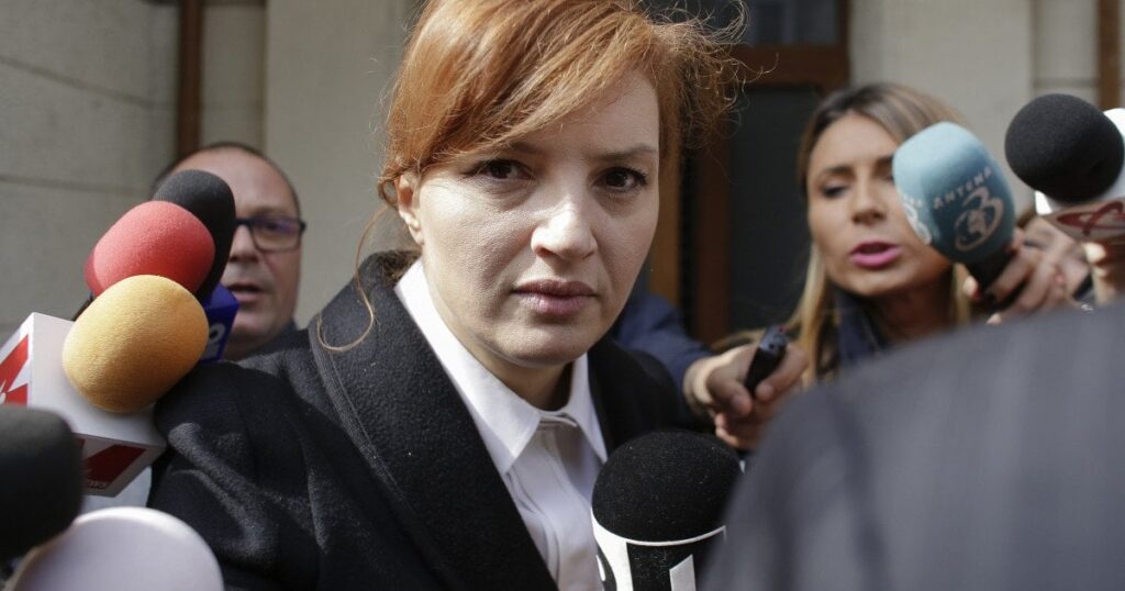 Ioana Basescu、Nordisスキームのファイルで請求されました。不動産取引に関与している公証人の1つでした