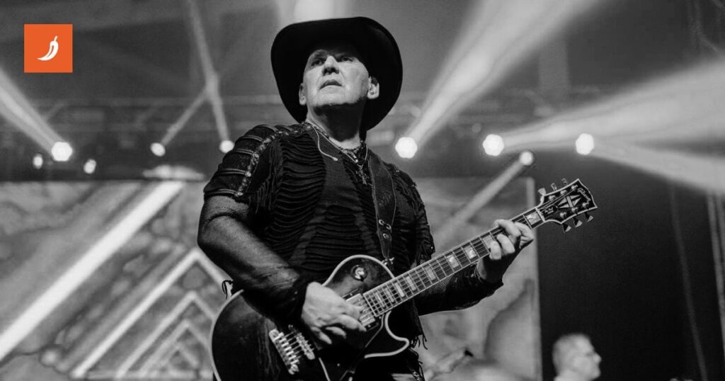 一般的な危険ギタリストであるSlaven Zivanovicジワジャ（52）で亡くなりました