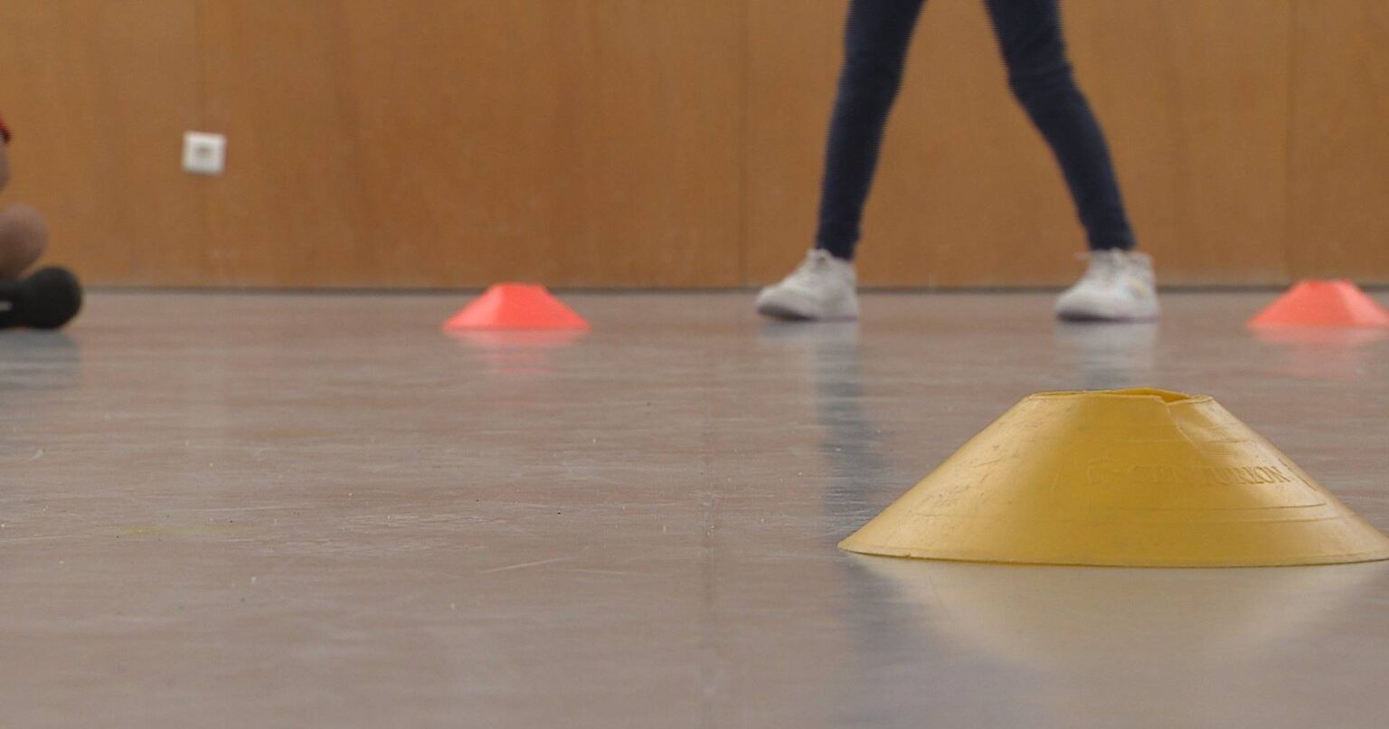 体育は、セカンダリーで最高の成績との規律であり続けています