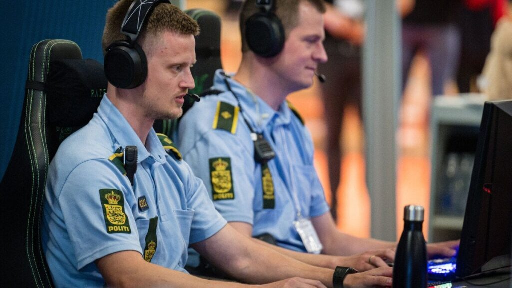 デンマークの警察はティクトクでバイラルになります