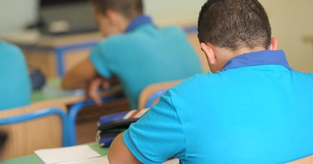 新しいSECシステムに関係する教師は、学生のより多くのストレスを引き起こしています