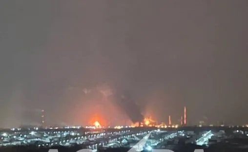 夜間攻撃：ドローンがロシアのサマラ地域で石油精製所を攻撃した|伯爵 -  2025年2月19日、01：47 AM
