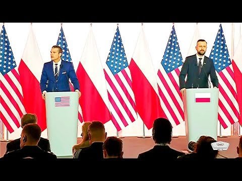 ポーランドは従うべきモデルです