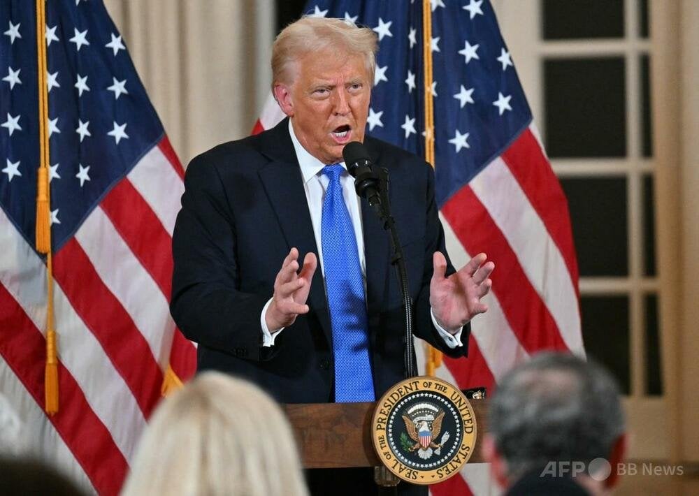 トランプ氏、紙ストロー推進を猛批判「プラスチックに戻す！！！」