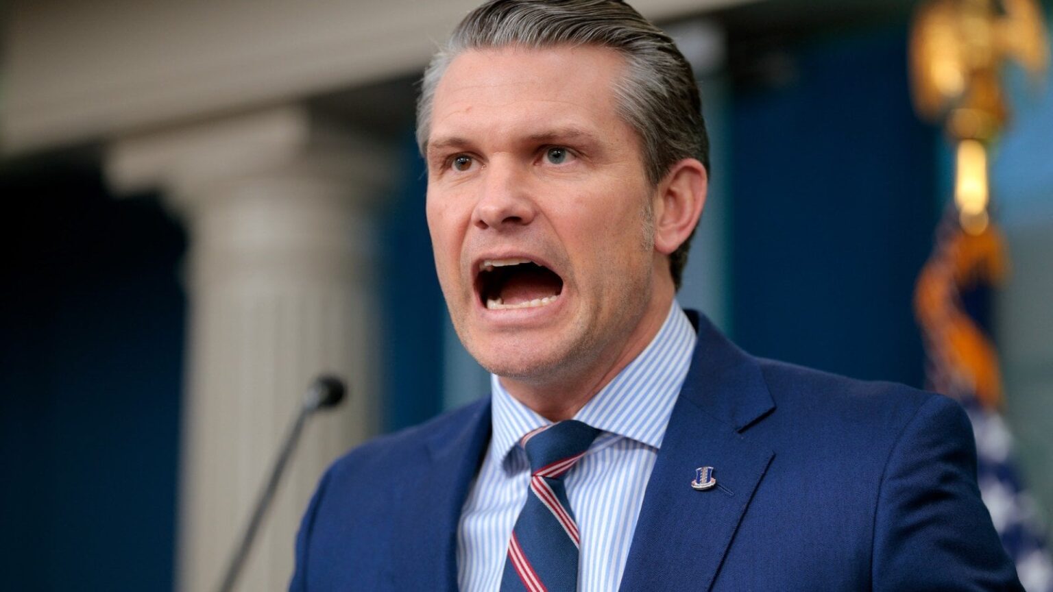 Hegseth：トランプは、「何にも障害」にならない新しい軍の弁護士を設置します