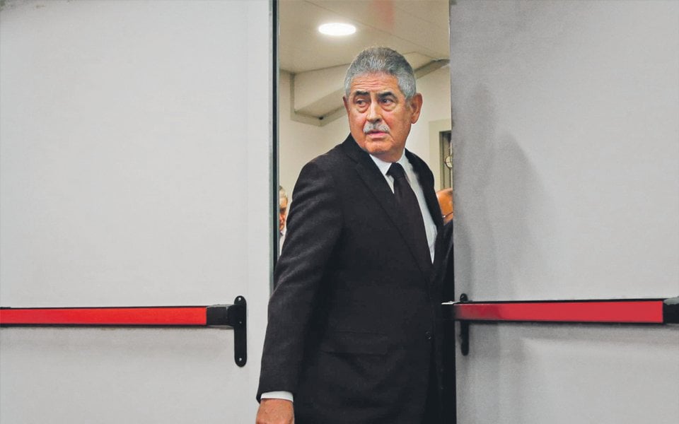 LuísFilipeVieiraはNovobancoに1億6,000万ユーロの負債を取り除きます