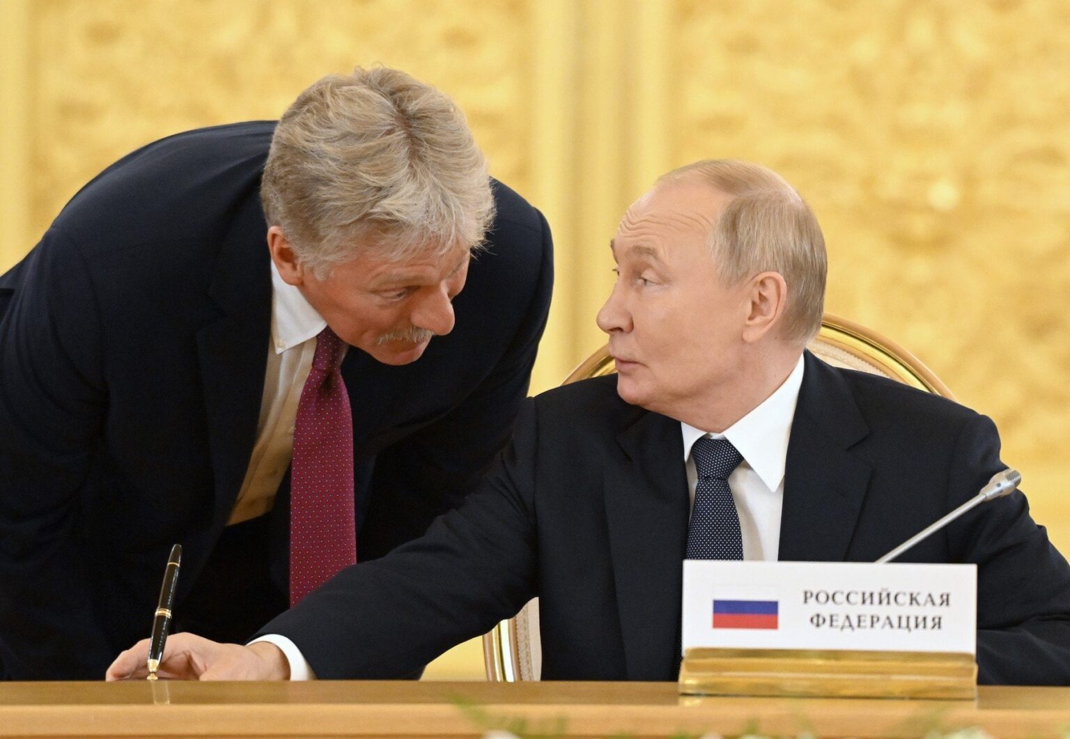クレムリンは、ロシアが東ヨーロッパからのNATO軍の撤退を要求していないと言います。ロシアの主要な州通信社は、クリスティアン・ディアコネクを呼び出します