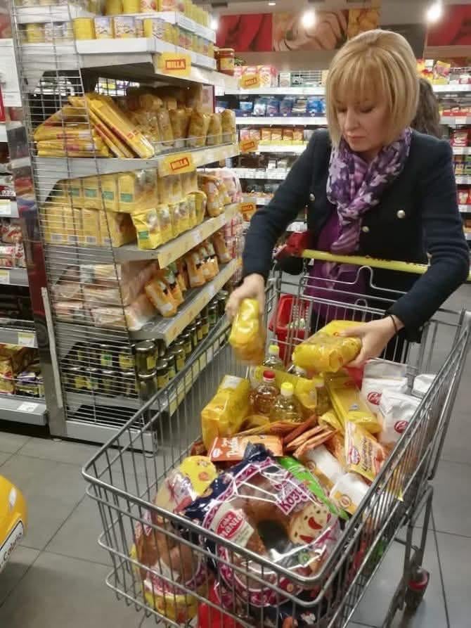 どうですか？昨日買い物をしましたか？