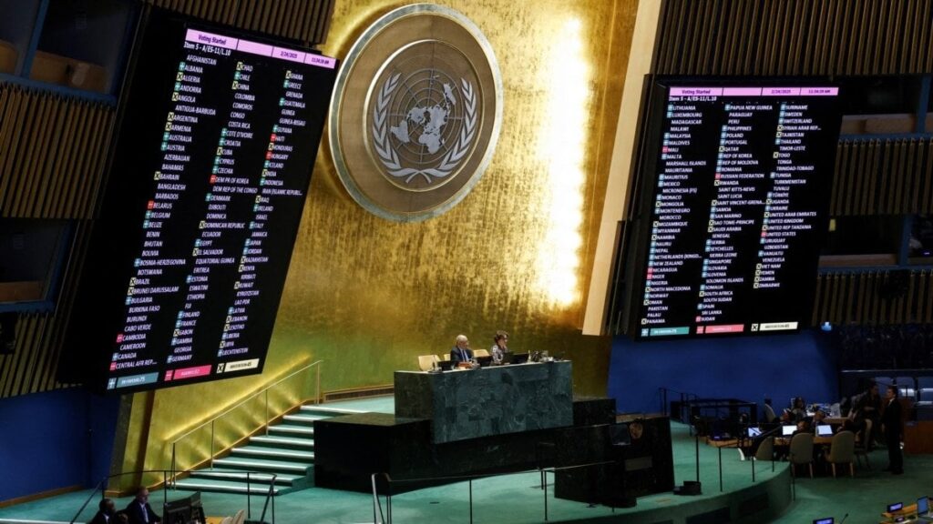 国連総会は、3年間のロシア侵攻にEUと米国の決議を採用しています。ロシアと米国は、EU/ウクライナの決議に反対票を投じました。ルーマニアは投票しました。