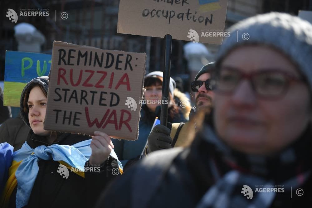 ブカレストとコンスタンアでの抗議は、ロシアの攻撃の11年とウクライナでの大規模な侵略の発生から3年後の| Rador Press Agency