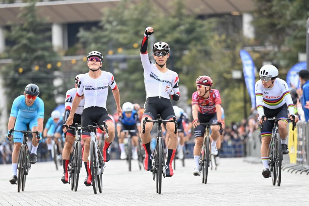 初開催の東京クリテリウム　松田祥位と岡本勝哉でBSワン・ツーフィニッシュ - Jプロツアー2025特別戦　東京クリテリウム | cyclowired