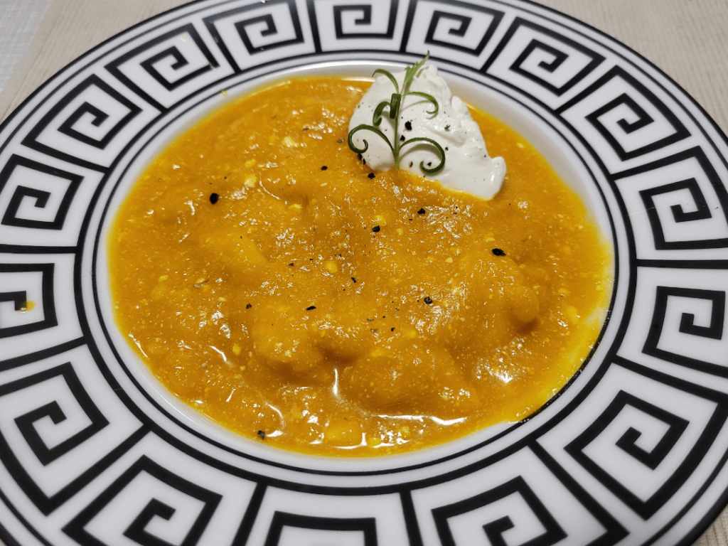 騒々しいスープ