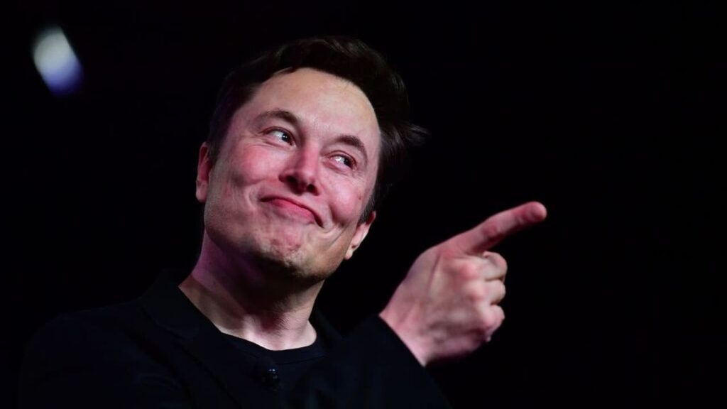 ビデオ：抗議者が集まり、イーロン・マスクの「億万長者の買収」を止める