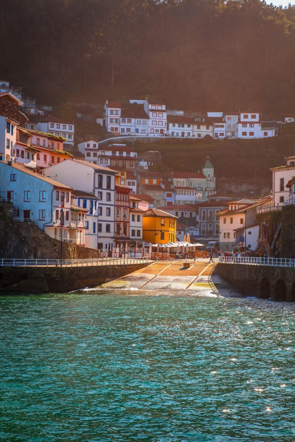 Cudillero（Asturias）