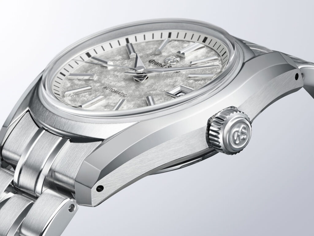 美しい文字盤に注目【グランドセイコー、小型メカニカルモデル2種】“桜隠し”と“桜月夜”がテーマ – Watch LIFE NEWS|ウオッチライフを楽しむ時計総合ニュースサイト グランドセイコー Heritage Collection 62GS メカニカル 30mm