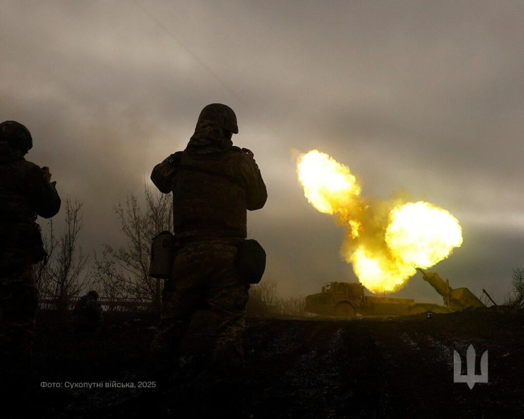 ウクライナ軍からのスウェーデンの「アーチャー」（155 mm/L52）の自走式how弾Zerシステム（SPH） - ロシアの地位に向かって発砲。