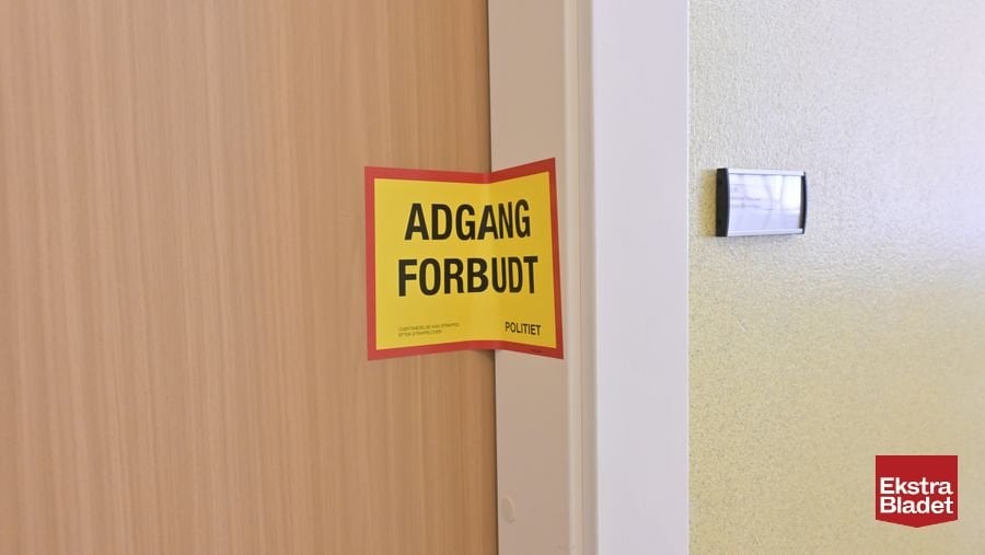 ホラーピーズの女性グループロード：6時間折りたたまれた [Awedin Mohammed Adem Fikak og Henok Woldu Tekleab efterlyst som følge af at være flygtet til udlandet efter at være blevet sigtet og løsladt]