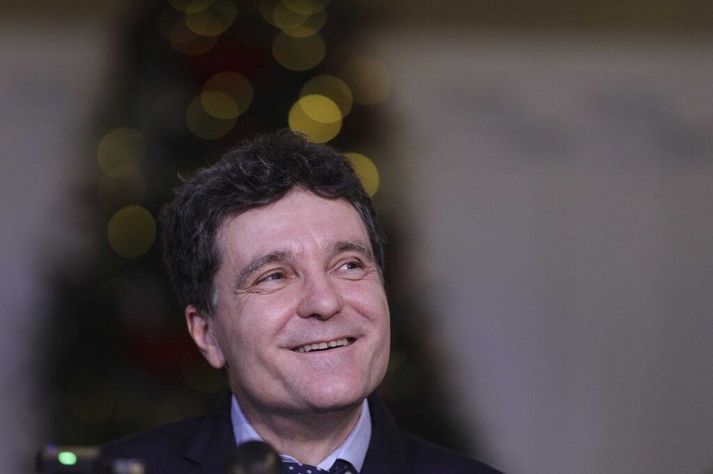 Nicușor Danは大統領のためにキャンペーンWebサイトを立ち上げました。これがキャンペーンになります」