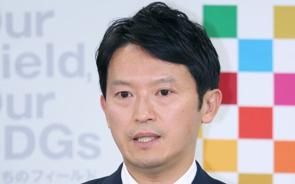 斎藤元彦知事、何をした？ 兵庫県知事選で“公選法違反”疑いで刑事告発、PR会社代表は“雲隠れ”、内部告発の職員は自死…週刊文春が報じた記事まとめ