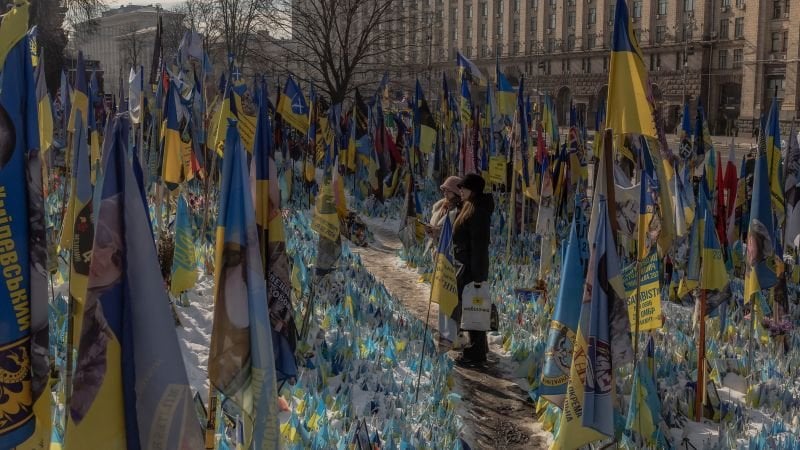 ゼレンスキーは、ロシアの侵略の3周年を時出にウクライナの「絶対的な英雄」を歓迎します
