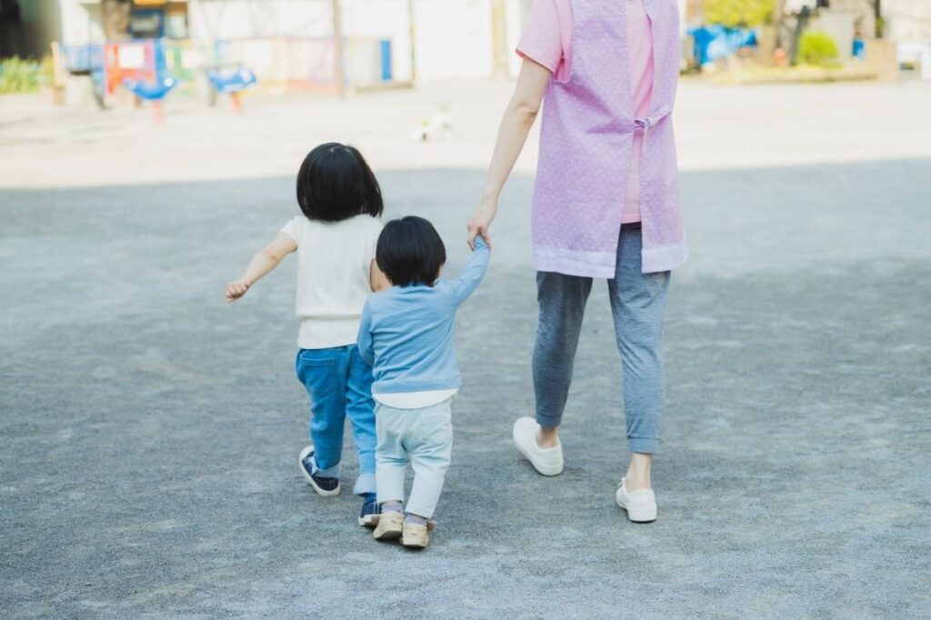 園では「山口良一」、家では「 西山浩司」…相手を見て態度を変えるわが子、原因は親の“誤った役割分担”だった