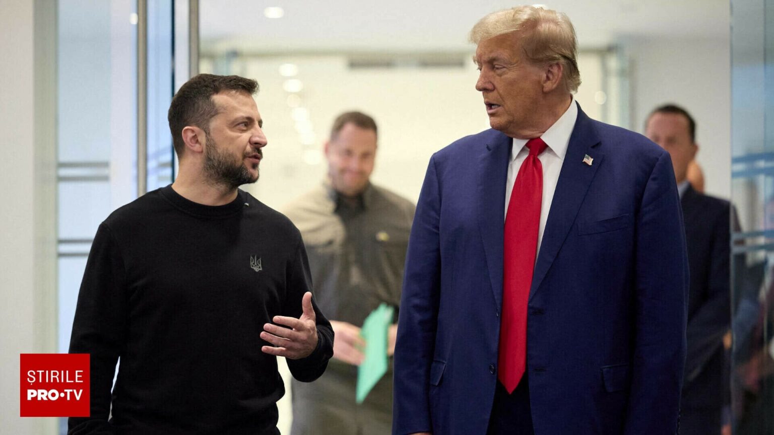 政治：トランプは、ロシアが侵略し、ゼレンスキーを「非常に無能」にしているため、ウクライナは責任を負うと言います-Protv News